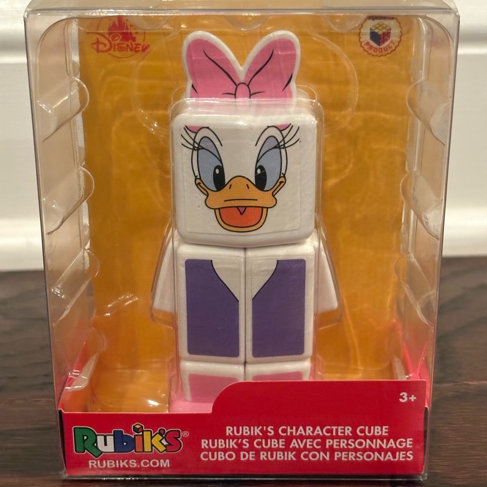 NEW Rubik’s Character Cube Disney Daisy Duck  Rubiks Cube Game New In box